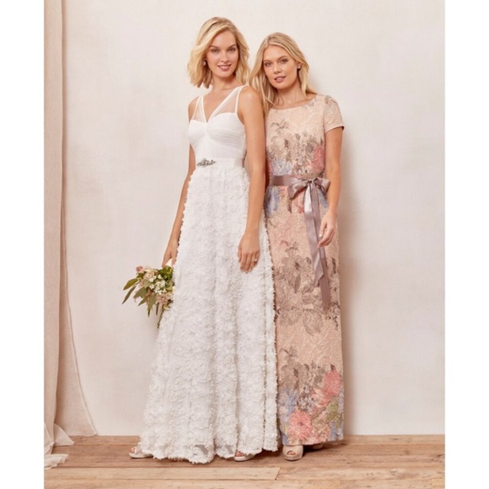 Adrianna Papell Floral Matelasse Column Gown Size 10 - Picture 2 of 16